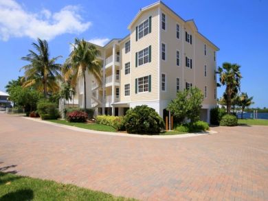 Lower Matecumbe 3 bedroom with boat dock and pool
